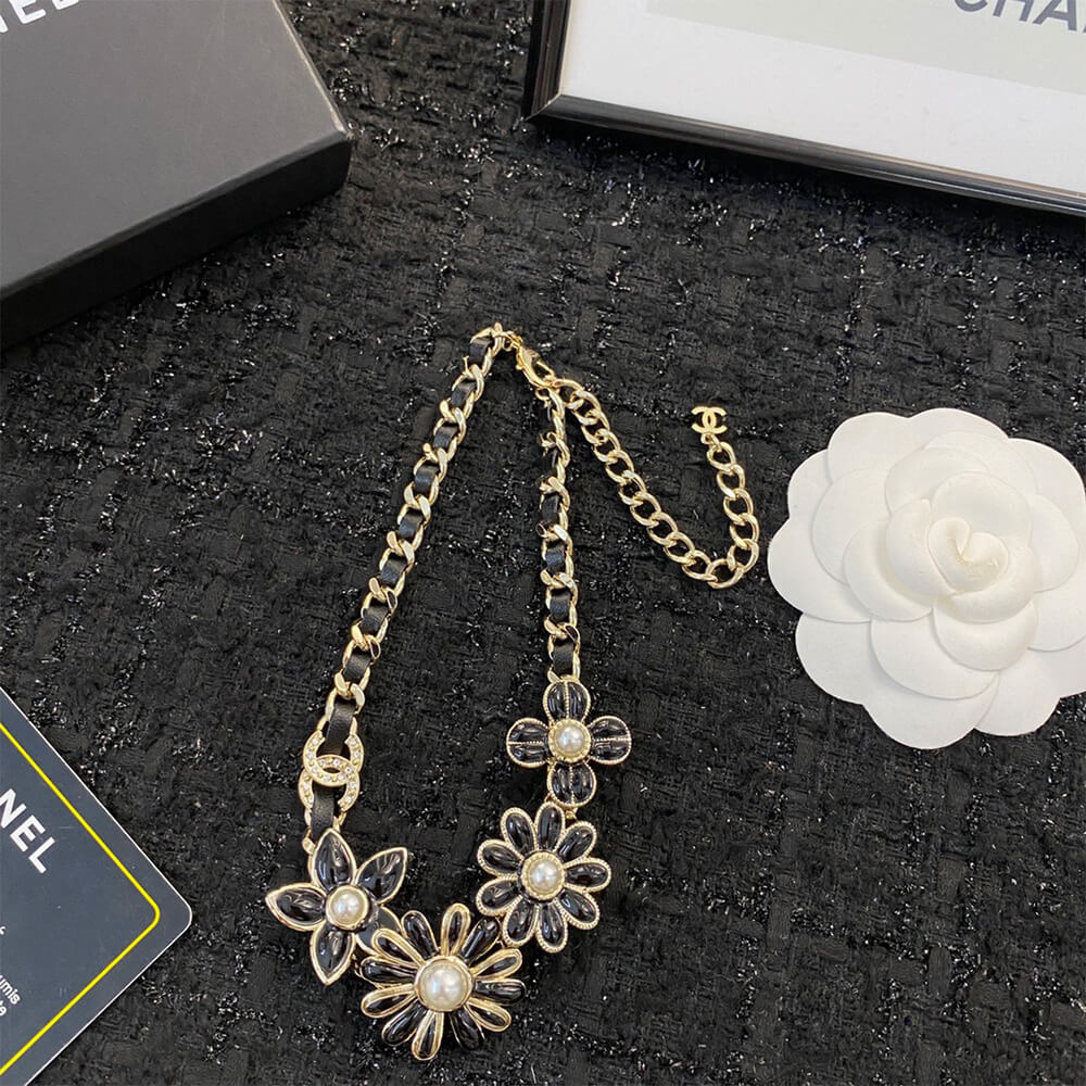 Ch**el NECKLACE