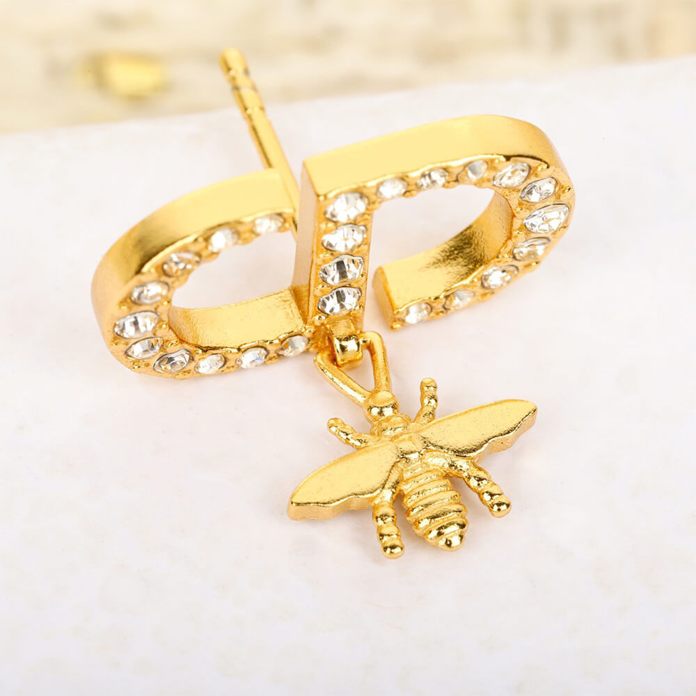 D10r PEARL EARRINGS