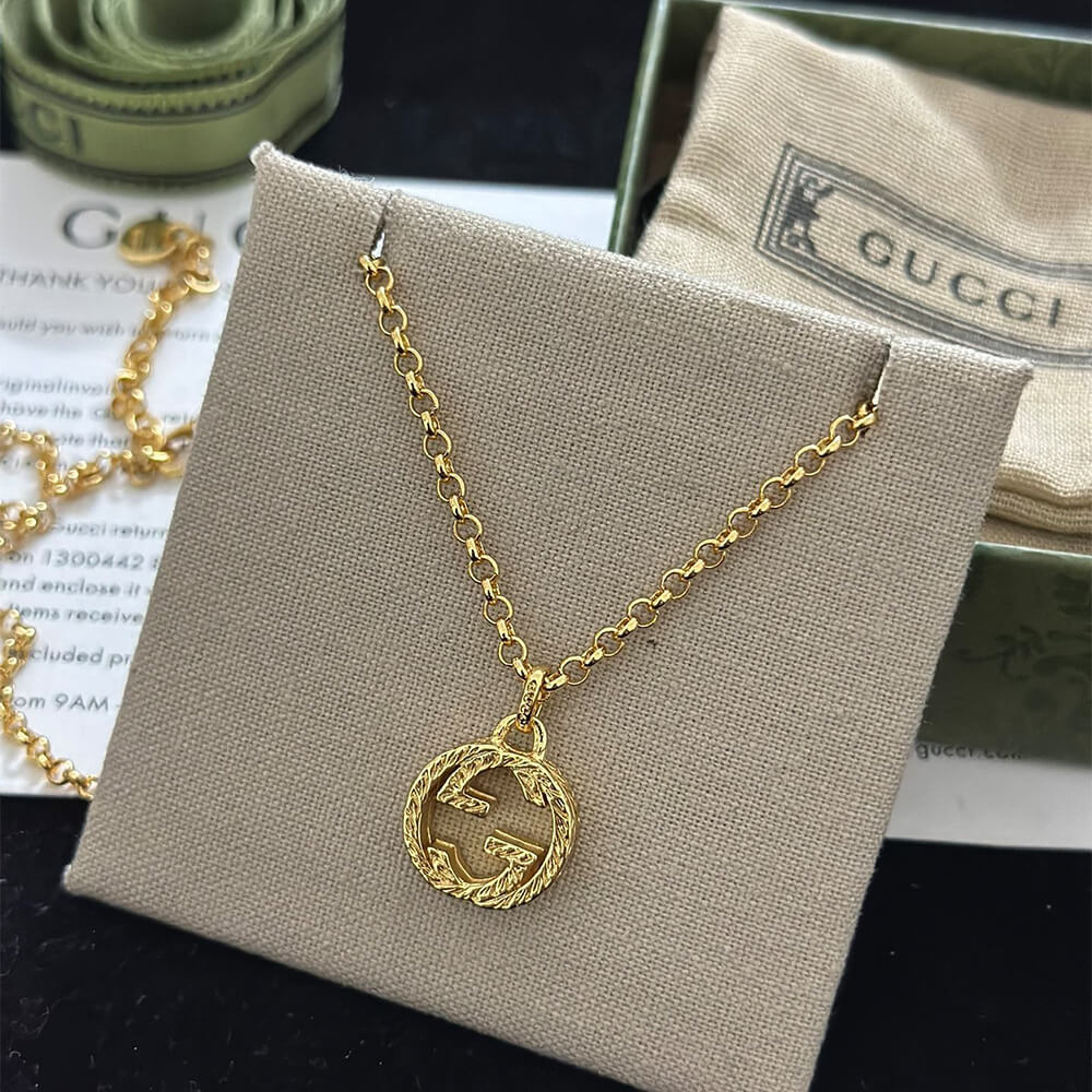 Gvc*1 NECKLACE