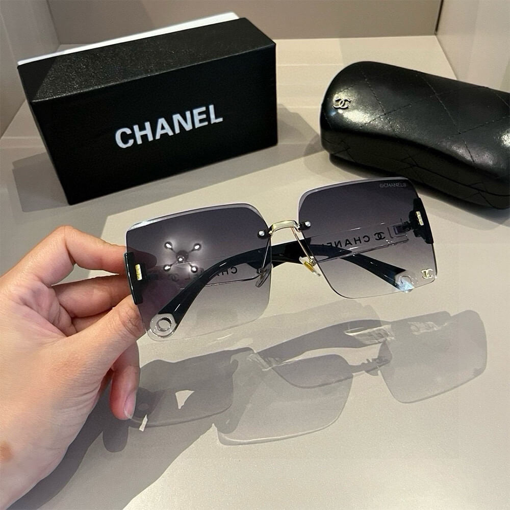 Ch**el SUNGLASSES