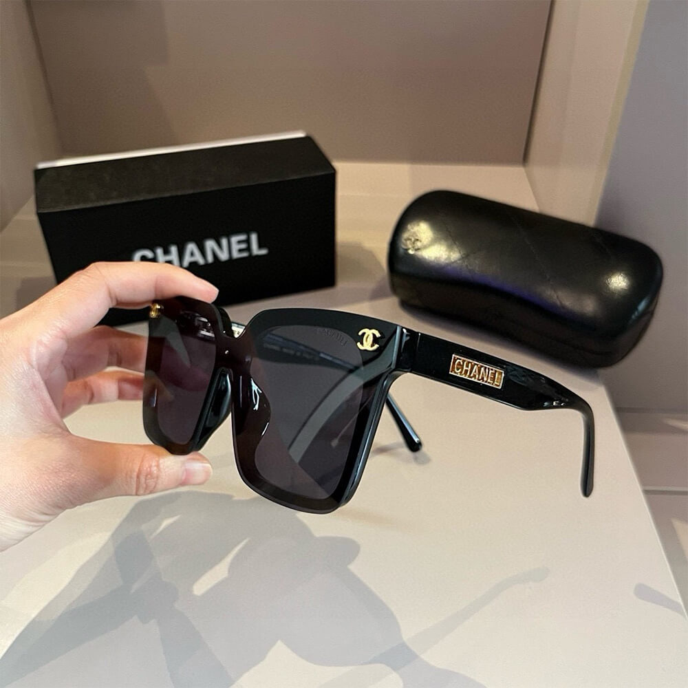 Ch**el SUNGLASSES