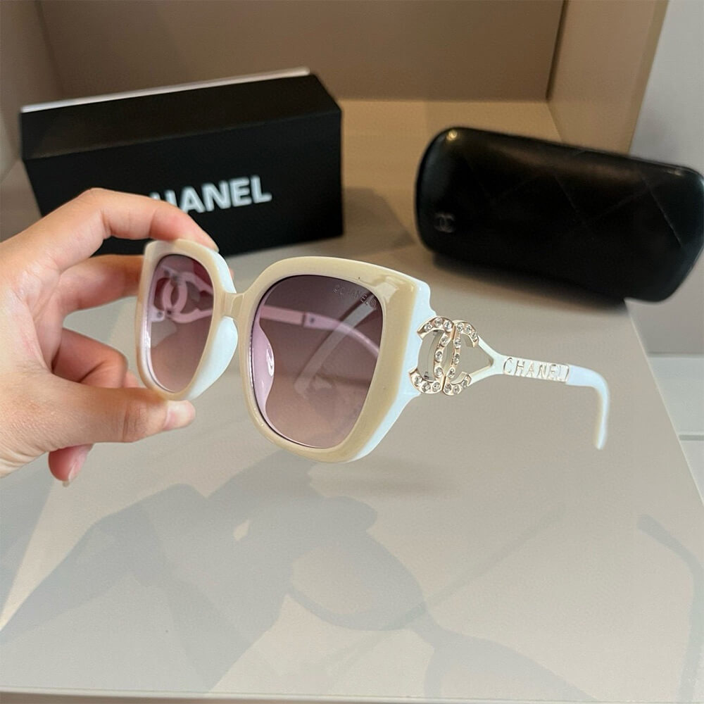 Ch**el SUNGLASSES