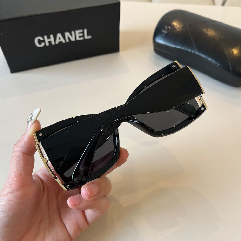 Ch**el SUNGLASSES