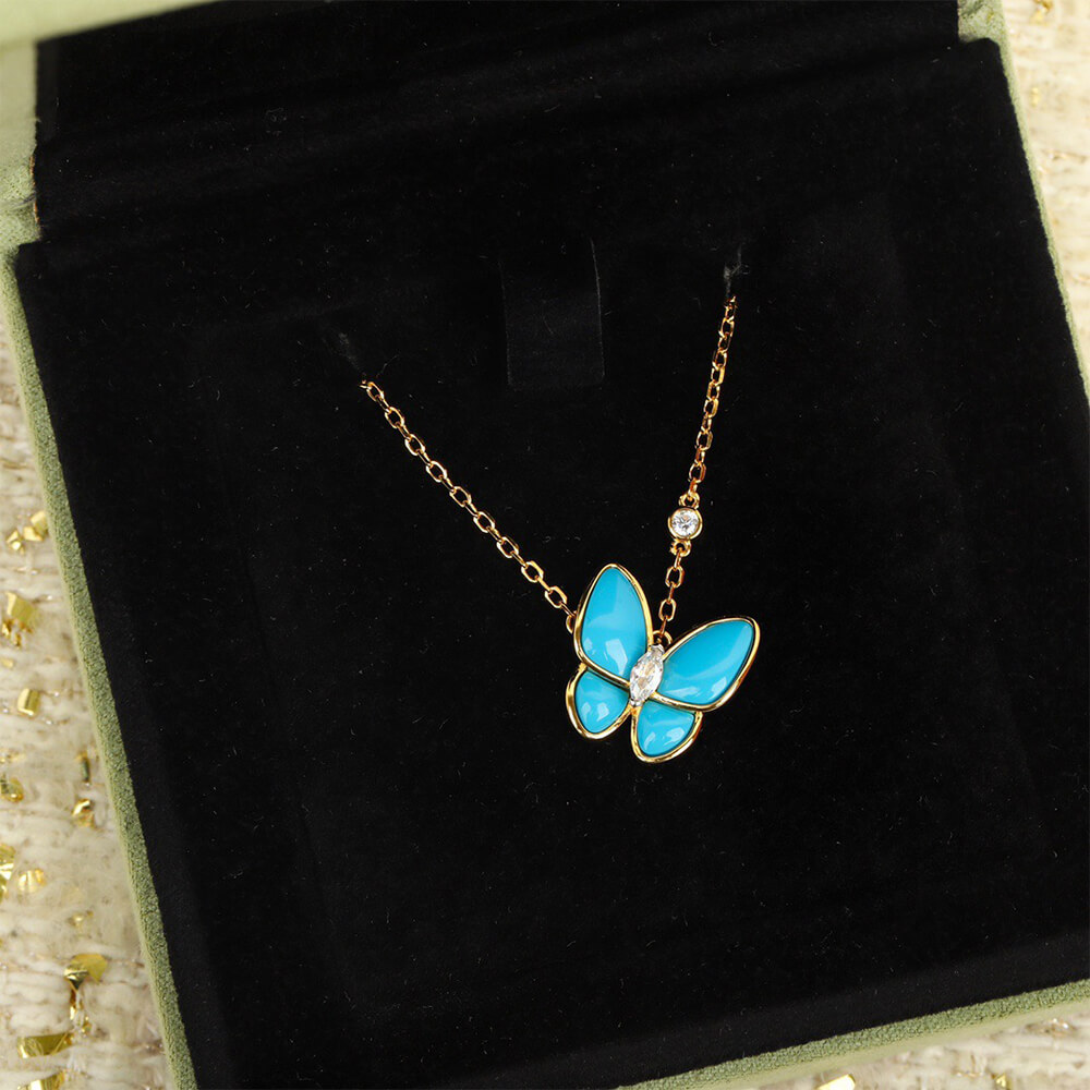 V*n Cl**f & Arpels Necklace