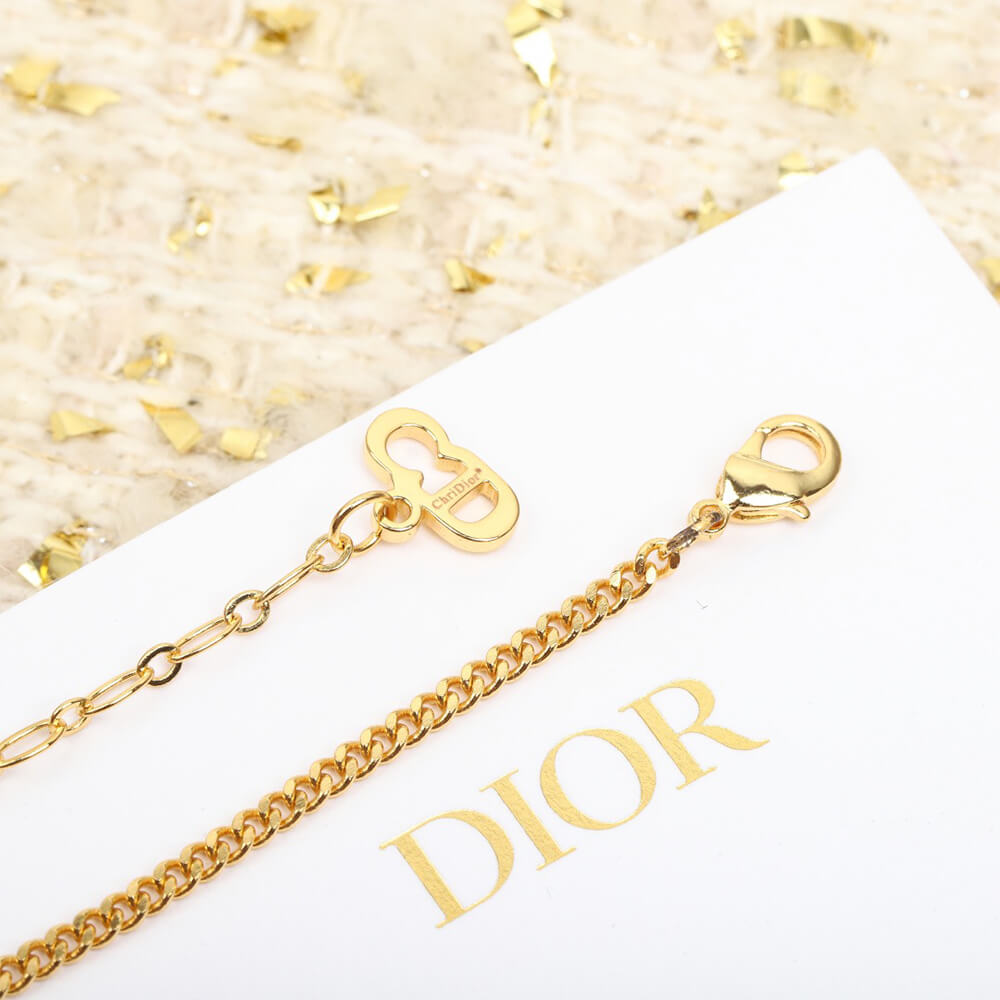 D10r Necklace