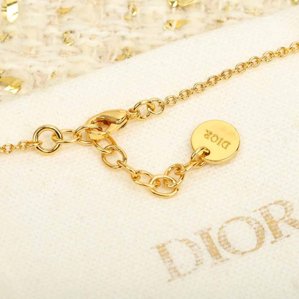 D10r Necklace