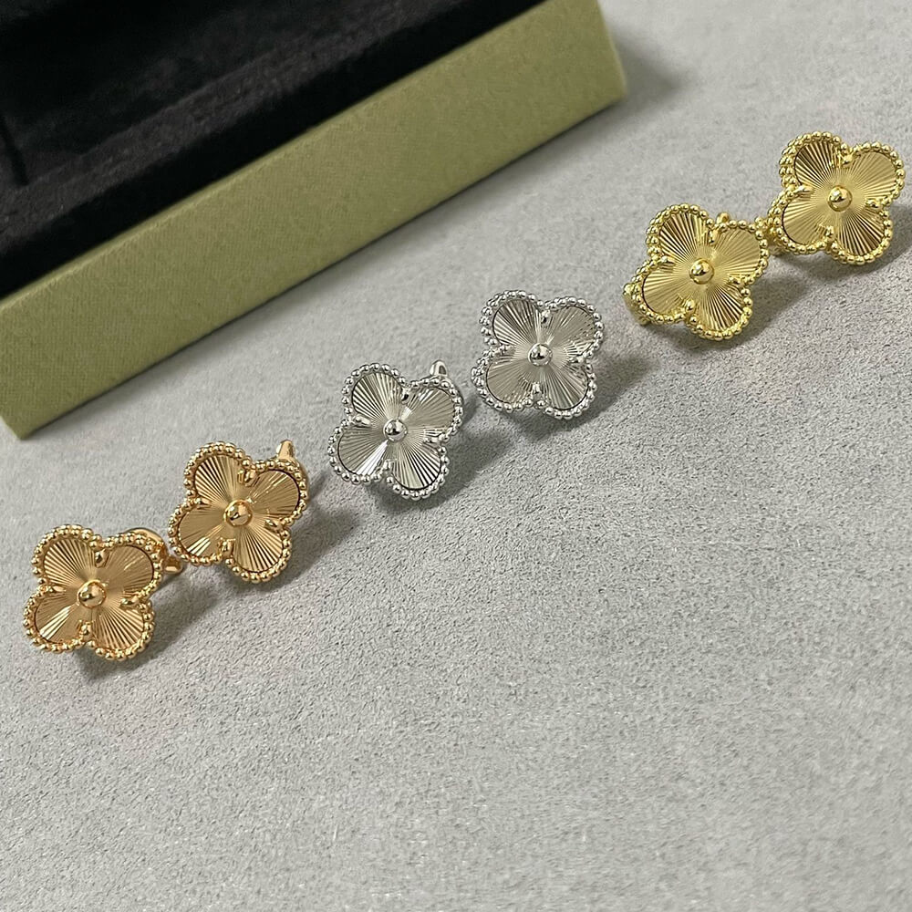 V*n Cl**f & Aepels Earrings
