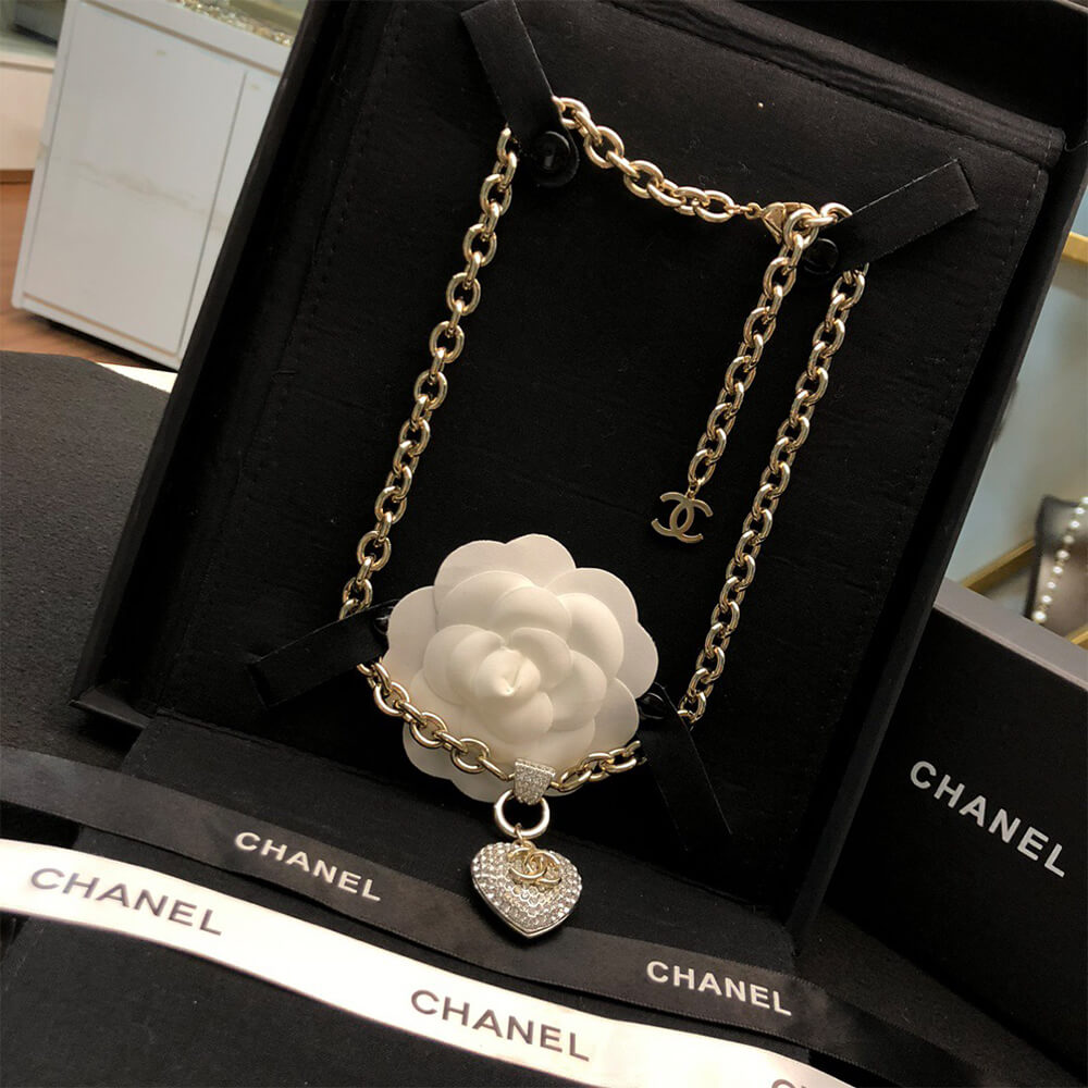 Ch**el Necklace