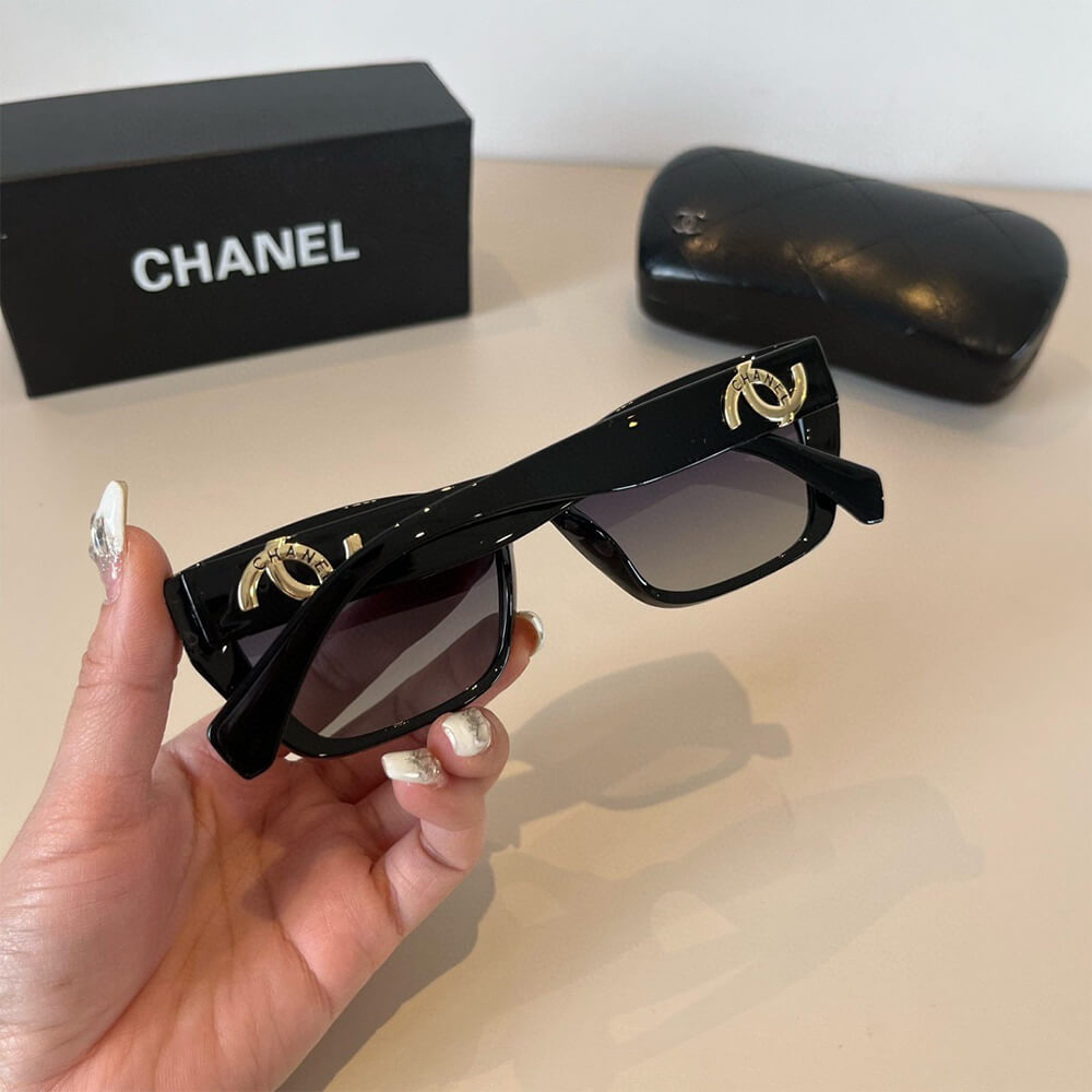 Ch**el SUNGLASSES
