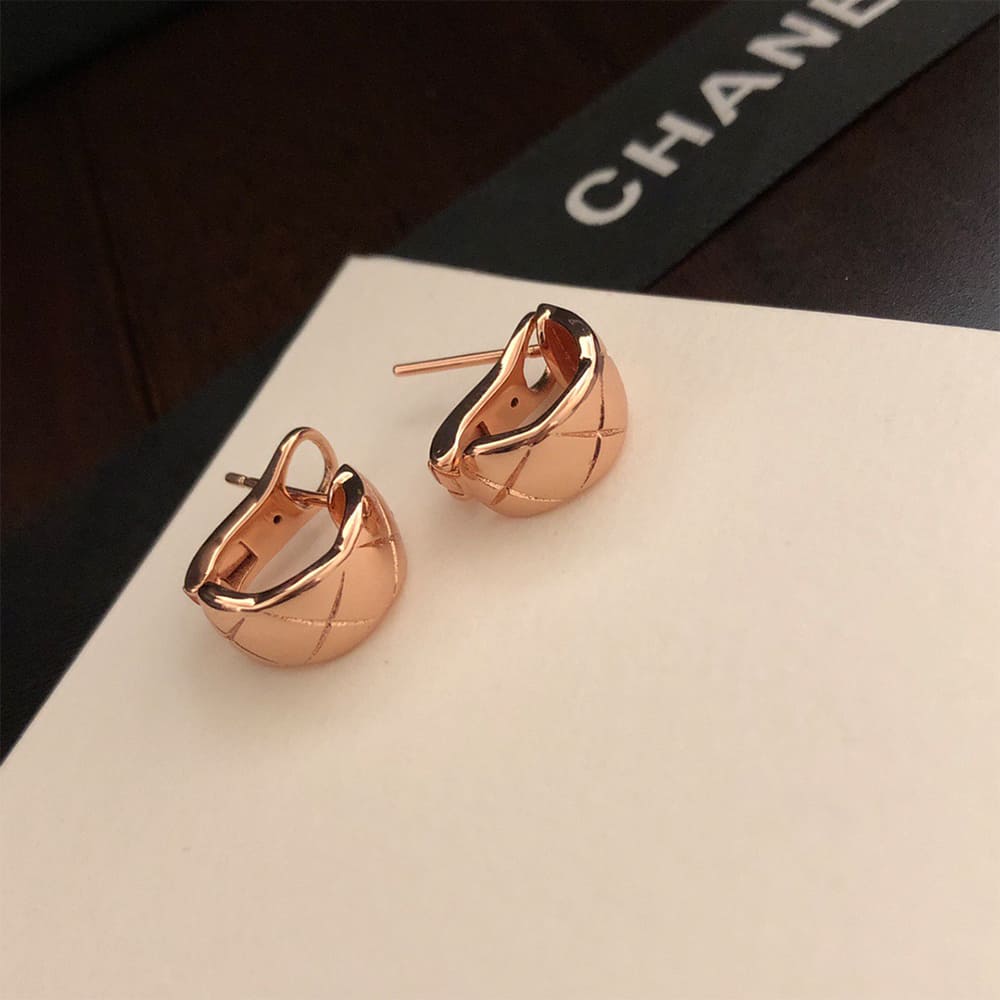 Ch**el COCO CRUSH EARRINGS