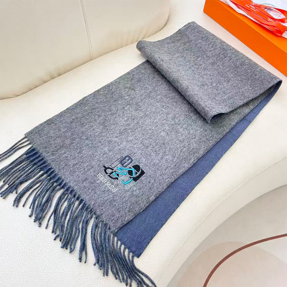 H**me5 Recto-Verso PM H Puzzle Scarf