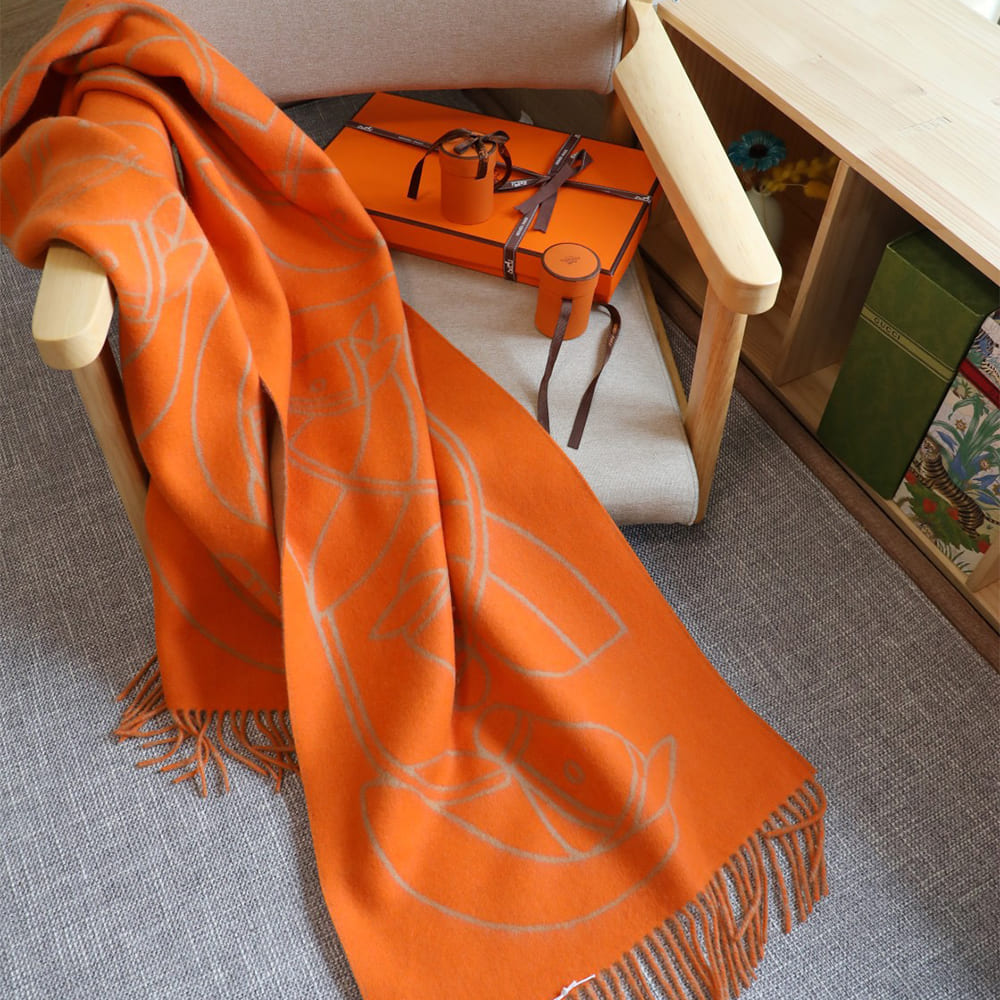 H**me5 Casaque Entrelacs Equestres scarf