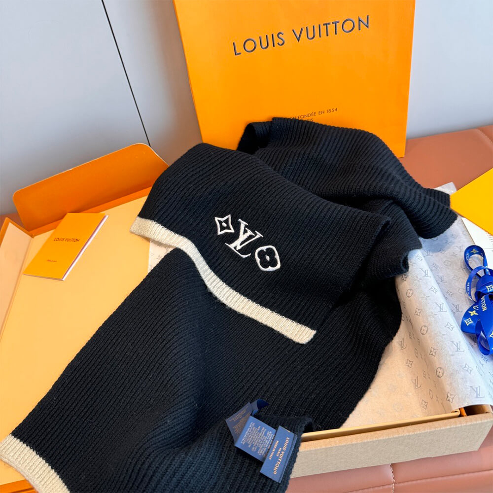LV Headline Scarf