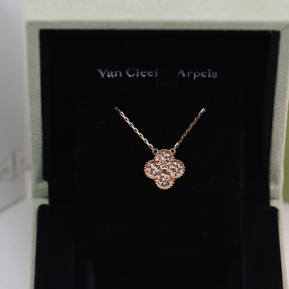 VCA necklace