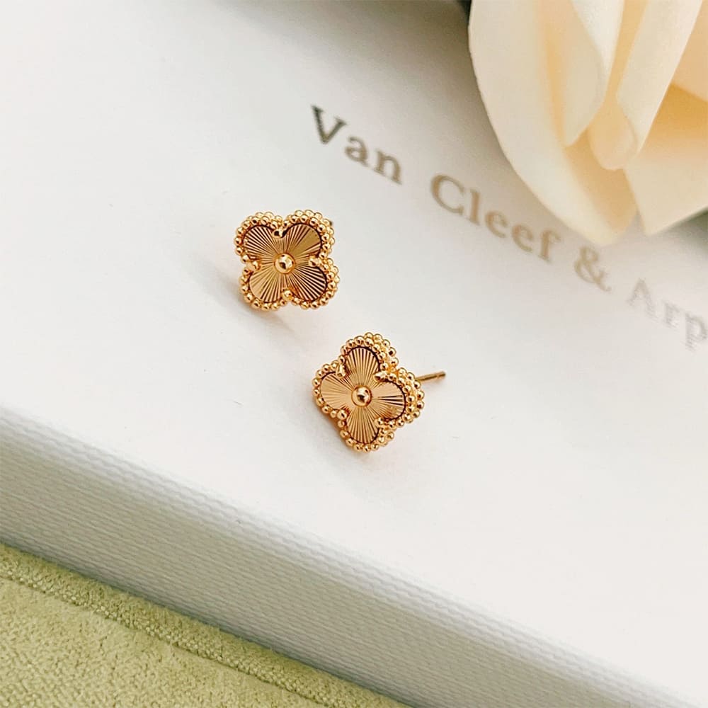 VCA Alhambra Earrings