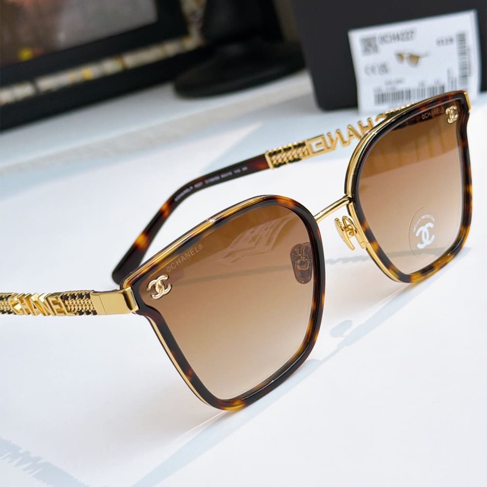 Ch**el SUNGLASSES