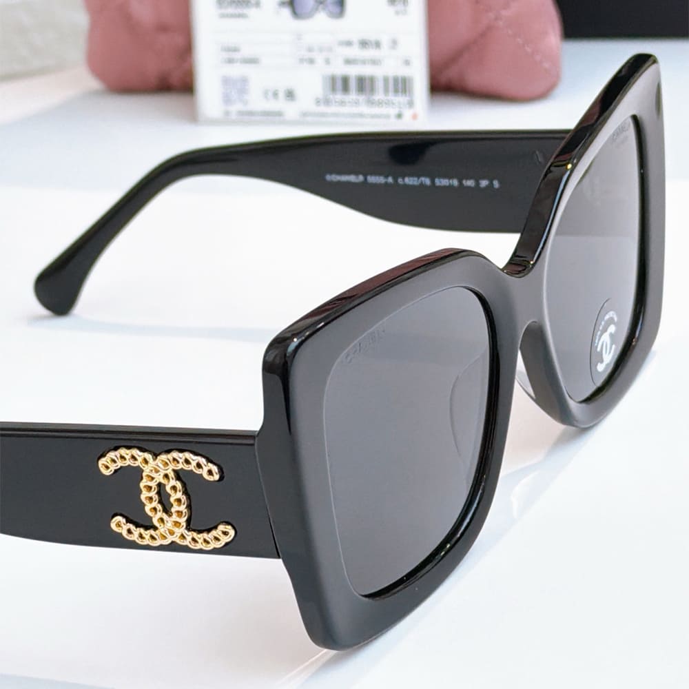 Ch**el Square Sunglasses