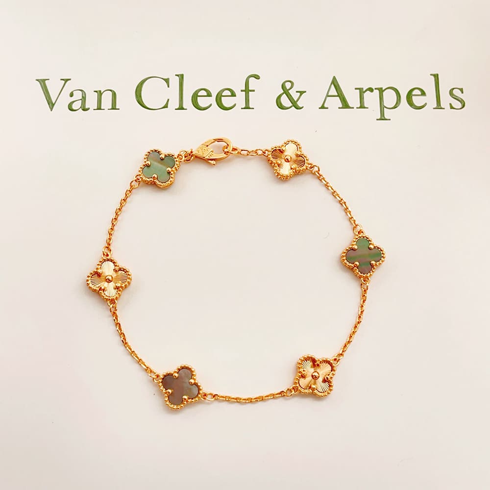 VCA Vintage Alhambra bracelet, 6 motifs