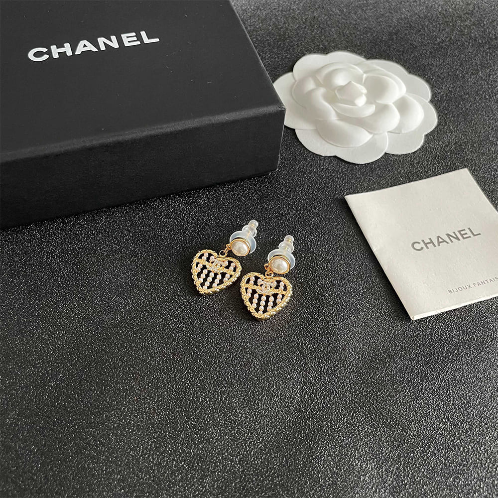 Ch**el Hoop Earrings
