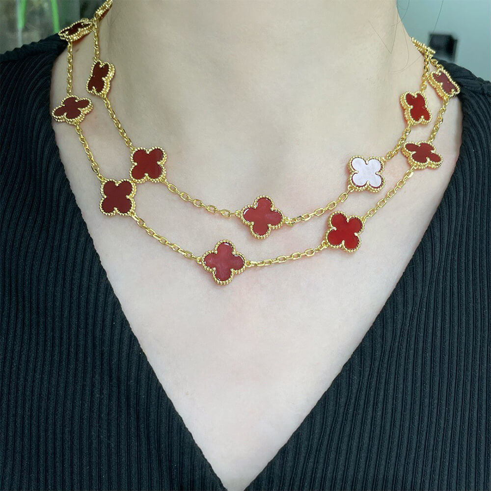 VCA Vintage Alhambra long necklace, 20 motifs