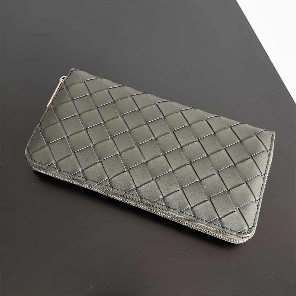 Intrecciato Zip Around Wallet(HIGH-END GRADE)