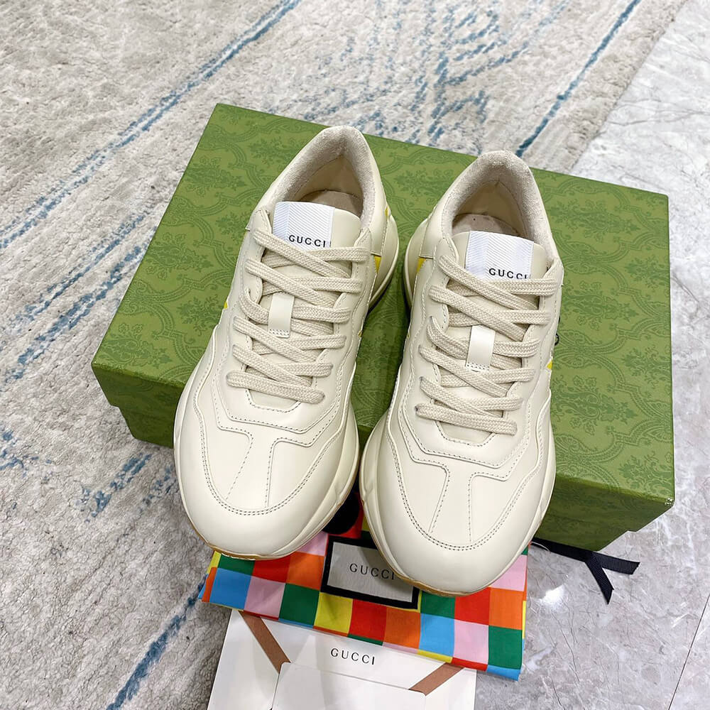 Gvc*1 Rhyton Sneaker with Stars