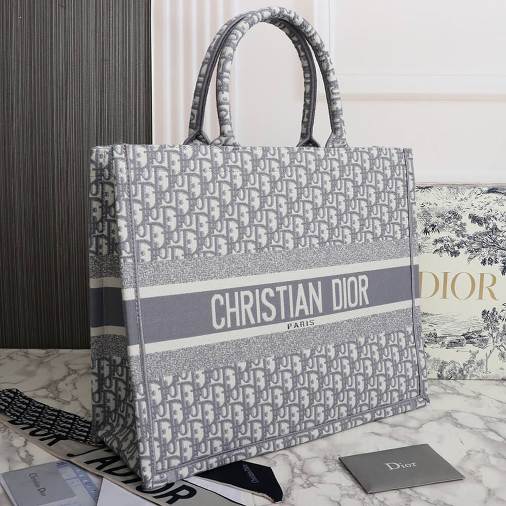 LARGE D10r BOOK TOTE