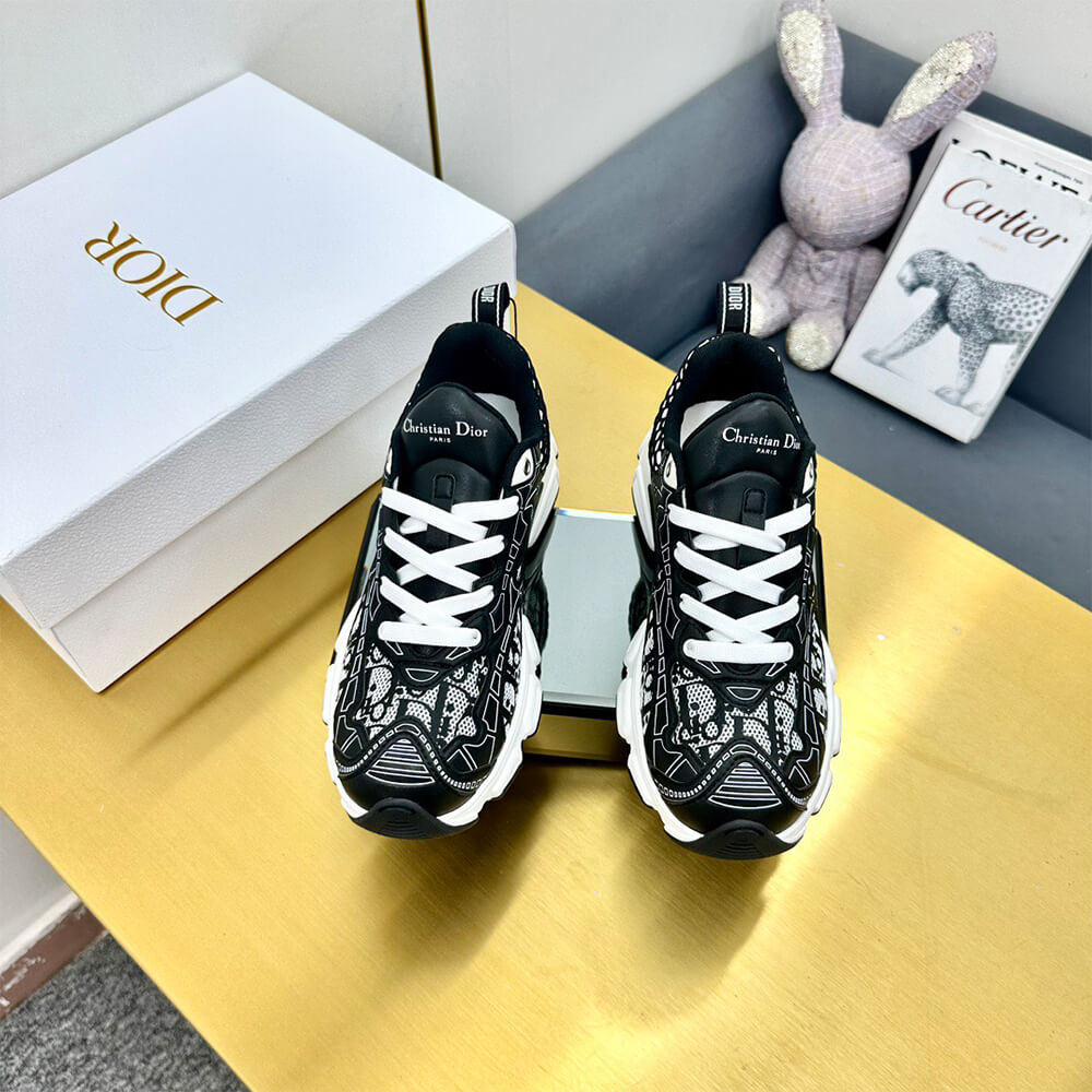 Chr1st1an D10r Vibe Sneaker