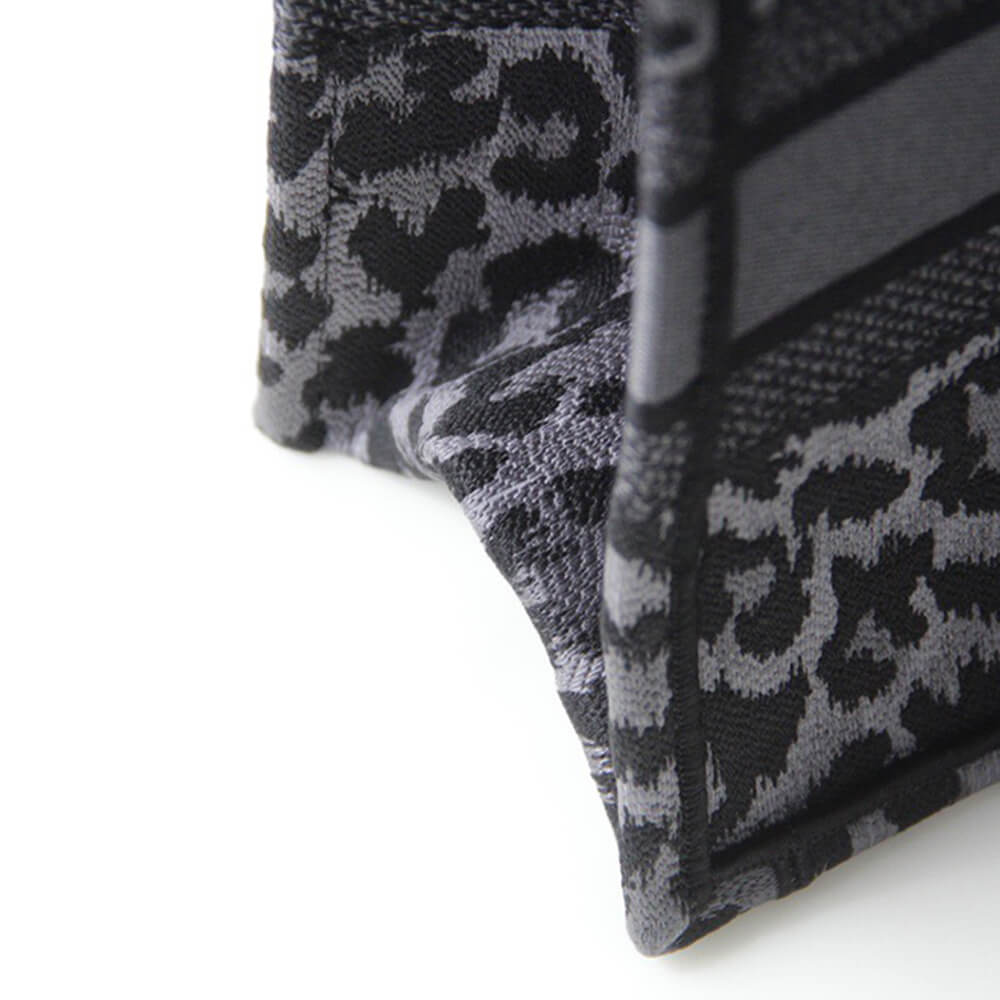 SMALL D10r BOOK TOTE