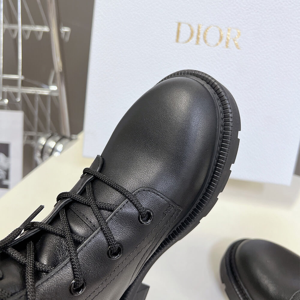 D10r Boots