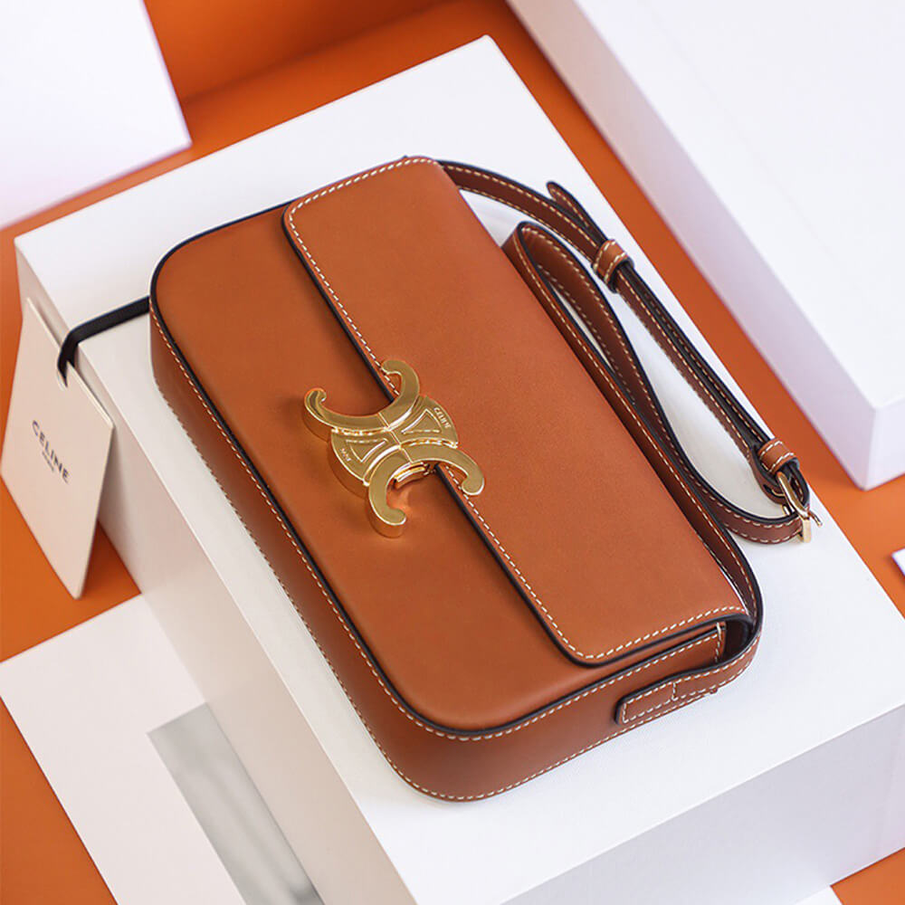 Ce1i*e TRIOMPHE SHOULDER BAG