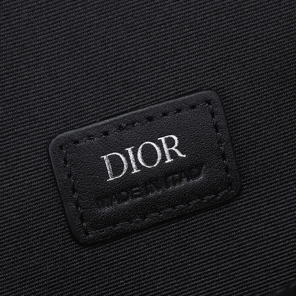 D10r SAFARI MESSENGER BAG