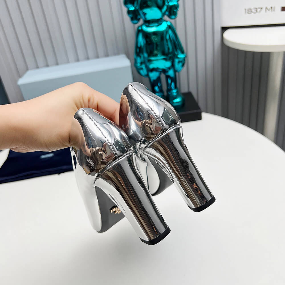 Pra*a Patent Leather Pumps 85mm