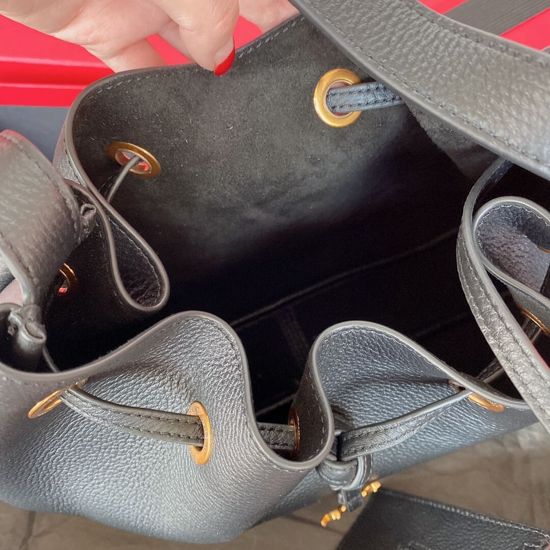 Y51 PARIS VII small hobo in grained leather