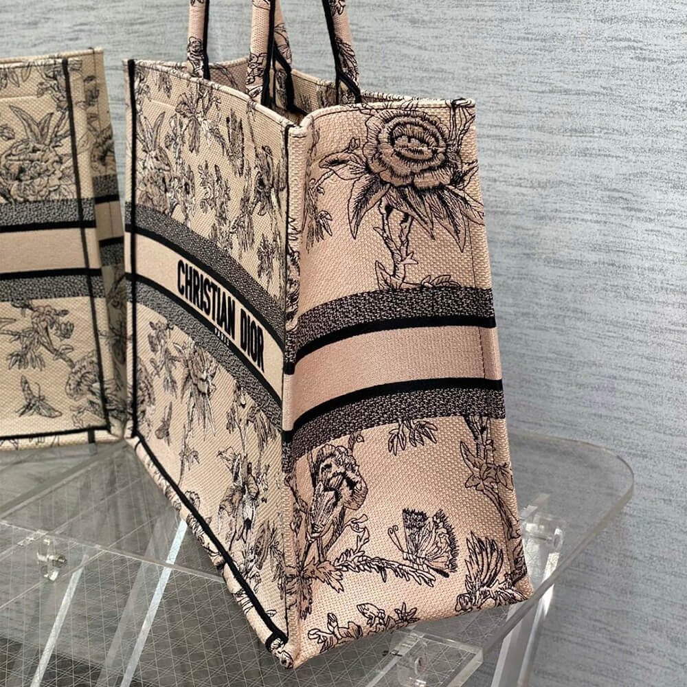 LARGE D10r BOOK TOTE