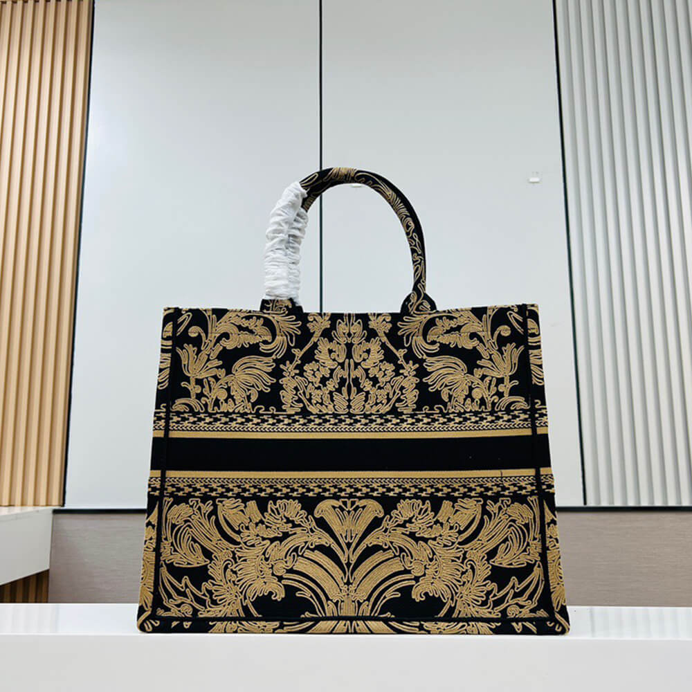 LARGE D10r BOOK TOTE