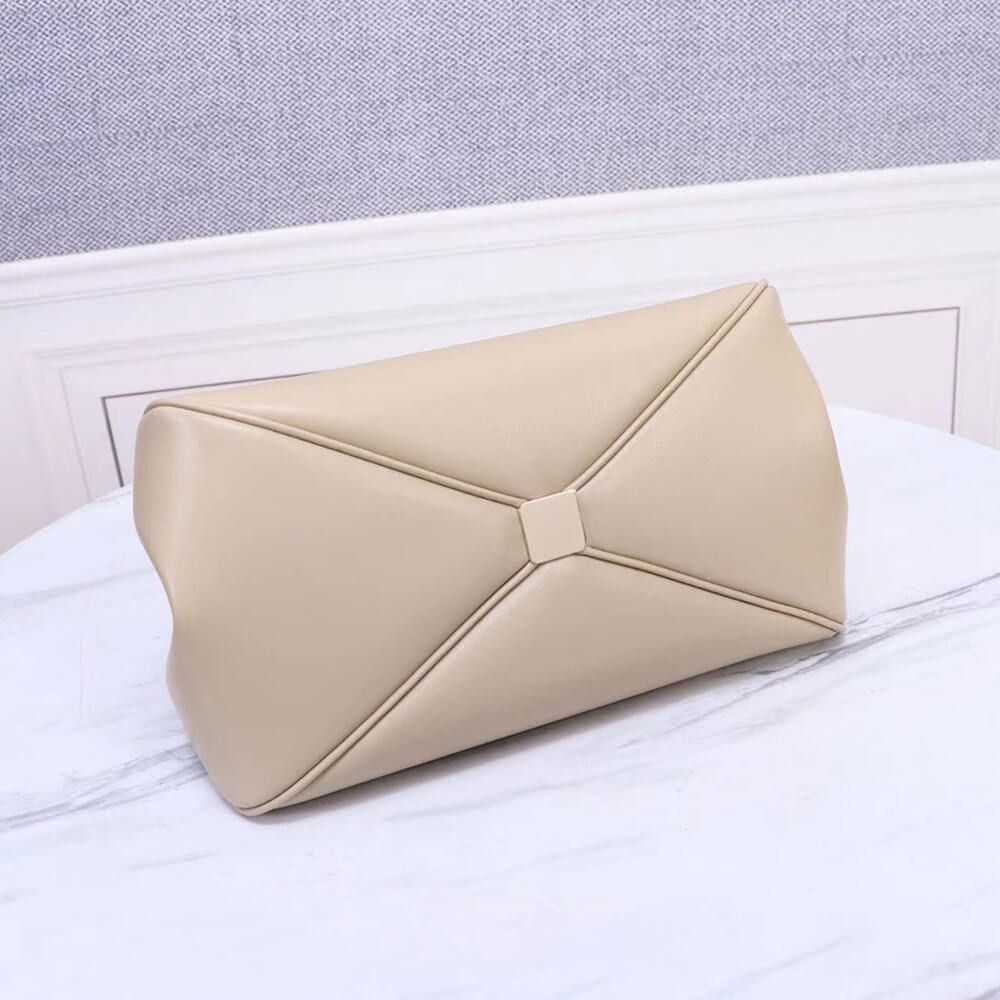SMALL D10r KEY BAG