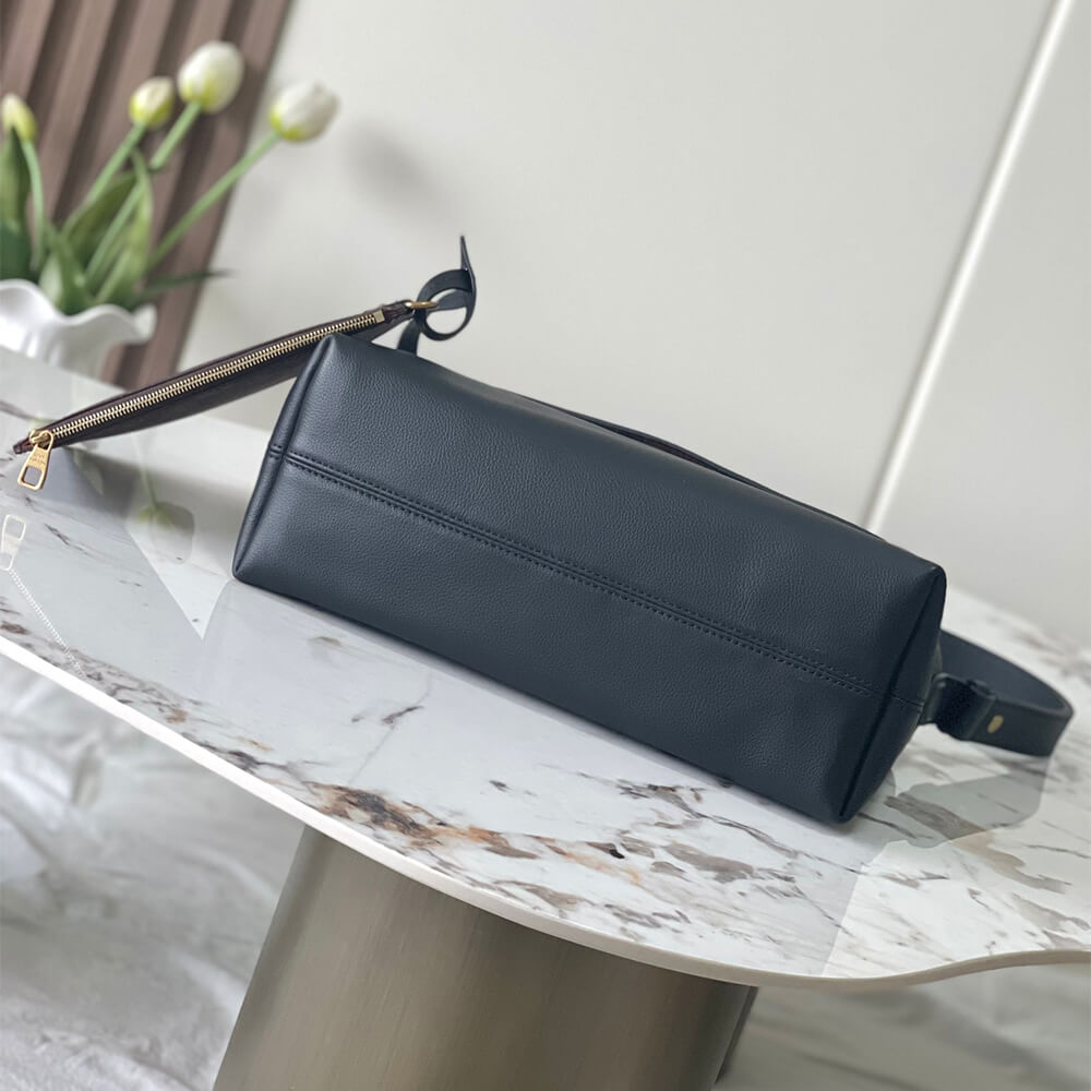 LV Low Key Messenger