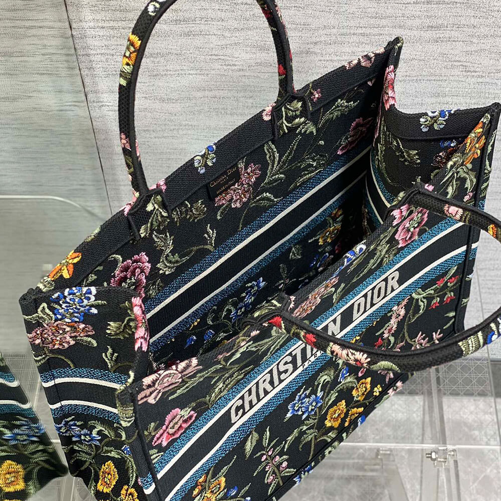 LARGE D10r BOOK TOTE