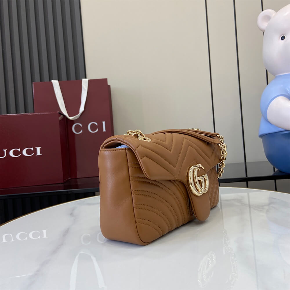 GG Marmont medium shoulder bag