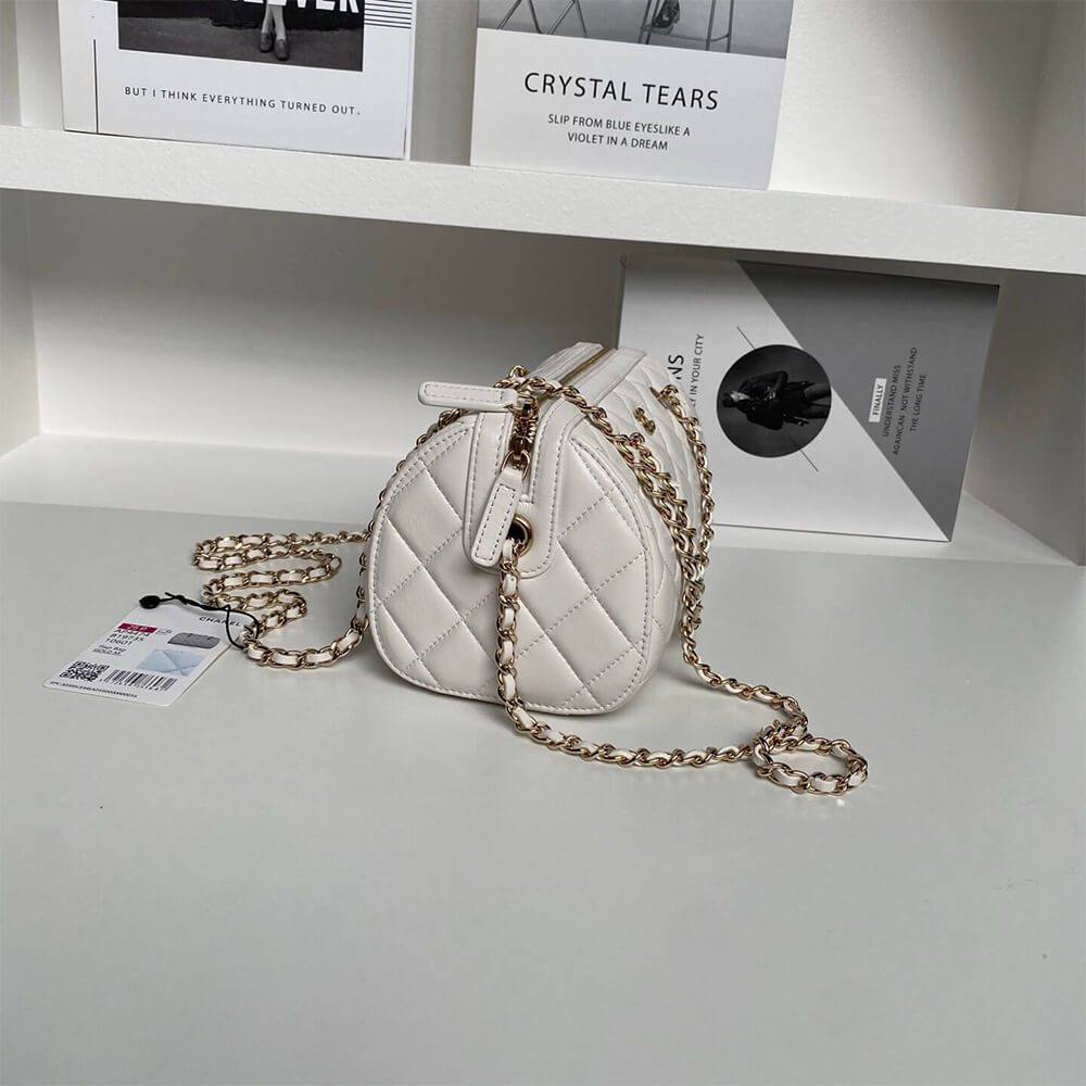 Ch**el Clutch with Chain(HIGH-END GRADE)