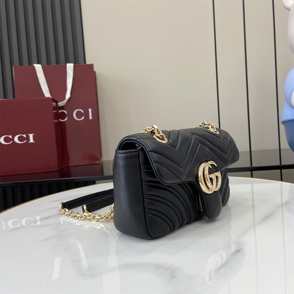 GG Marmont small shoulder bag