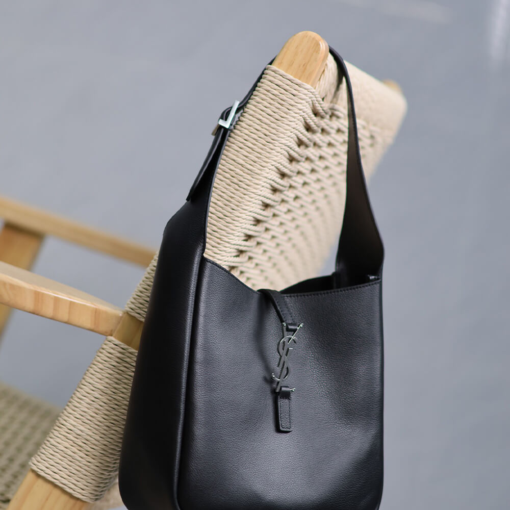 Y51 le 5 à 7 S*pple small in grained leather(HIGH-END GRADE)