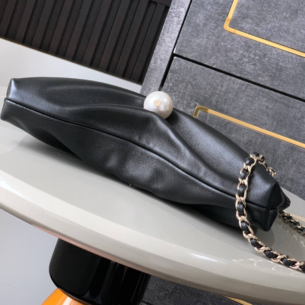 Ch**el Clutch With Chain(HIGH-END GRADE)