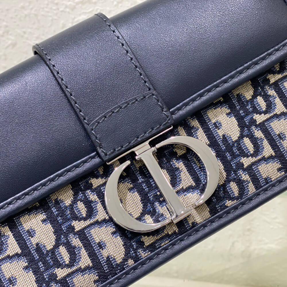 D10r 30 Montaigne East-West Bag with Chain