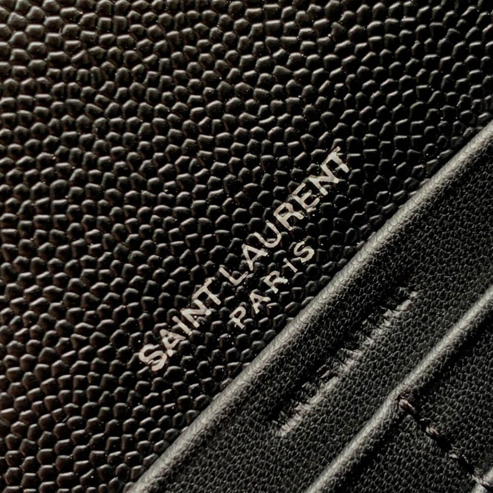 Y51 cassandre envelope chain wallet in grain de poudre leather(High-end Grade)