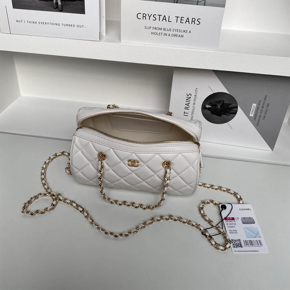 Ch**el Clutch with Chain(HIGH-END GRADE)