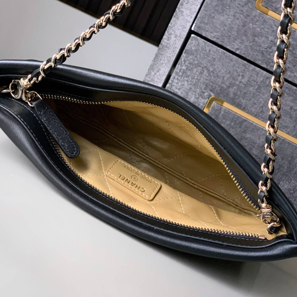 Ch**el Clutch With Chain(HIGH-END GRADE)