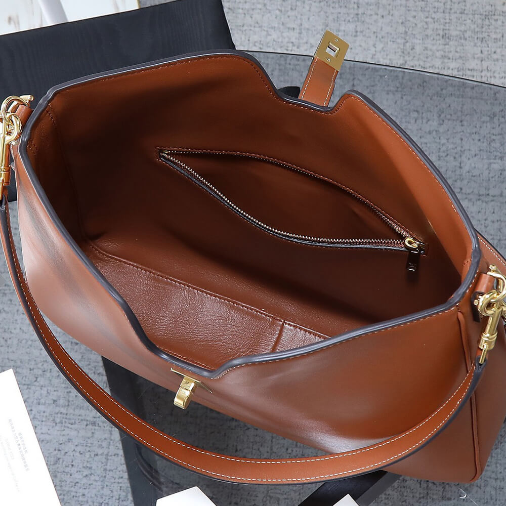 Ce1i*e MEDIUM CAMILLE 16 SOFT BAG IN SMOOTH CALFSKIN(HIGH-END GRADE)