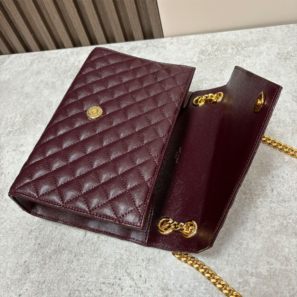 Y51 envelope medium in grained leather